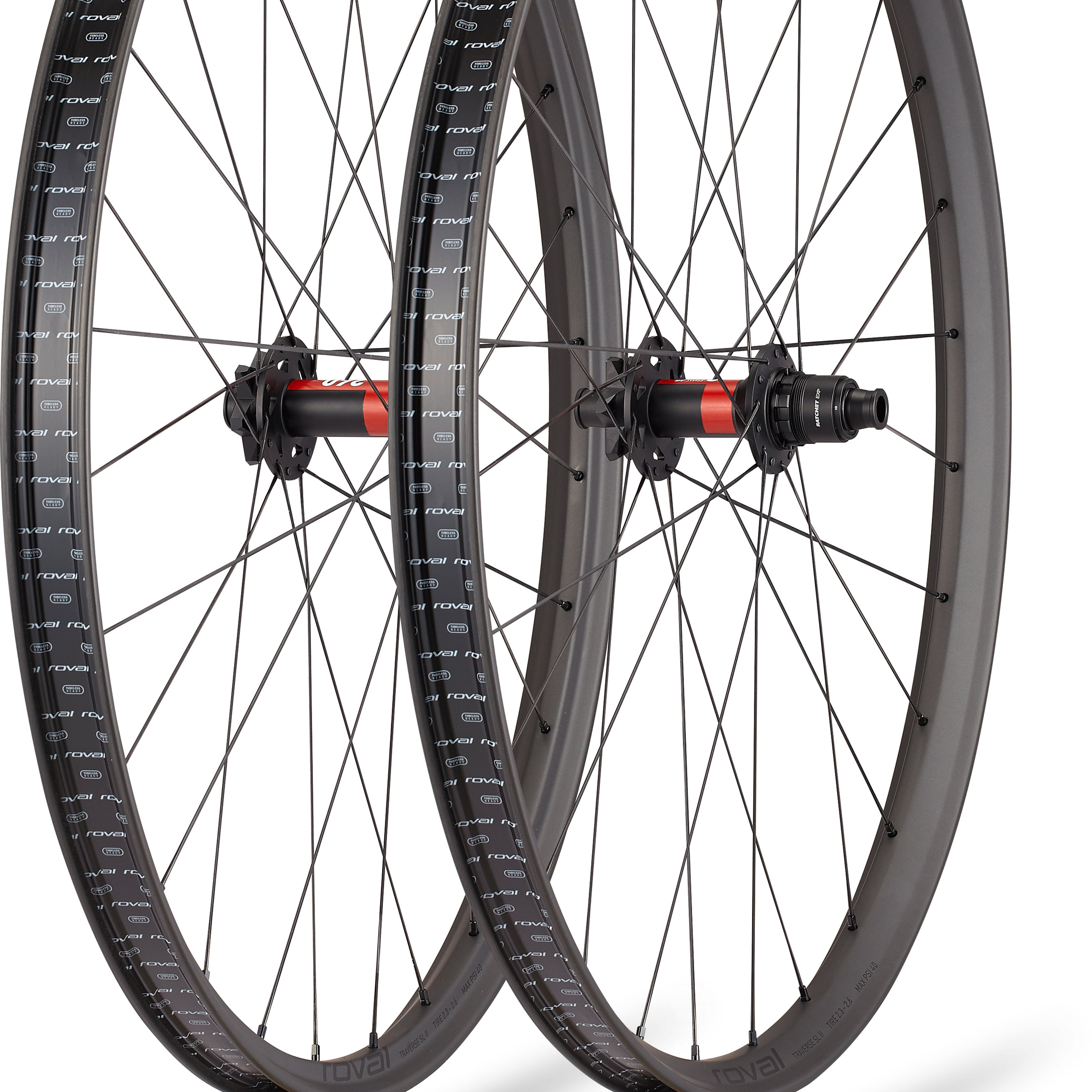 30123-700_WHL_TRAVERSE-SL-240-II-29-6B-FRONT-CARBON-BLK_HERO.png