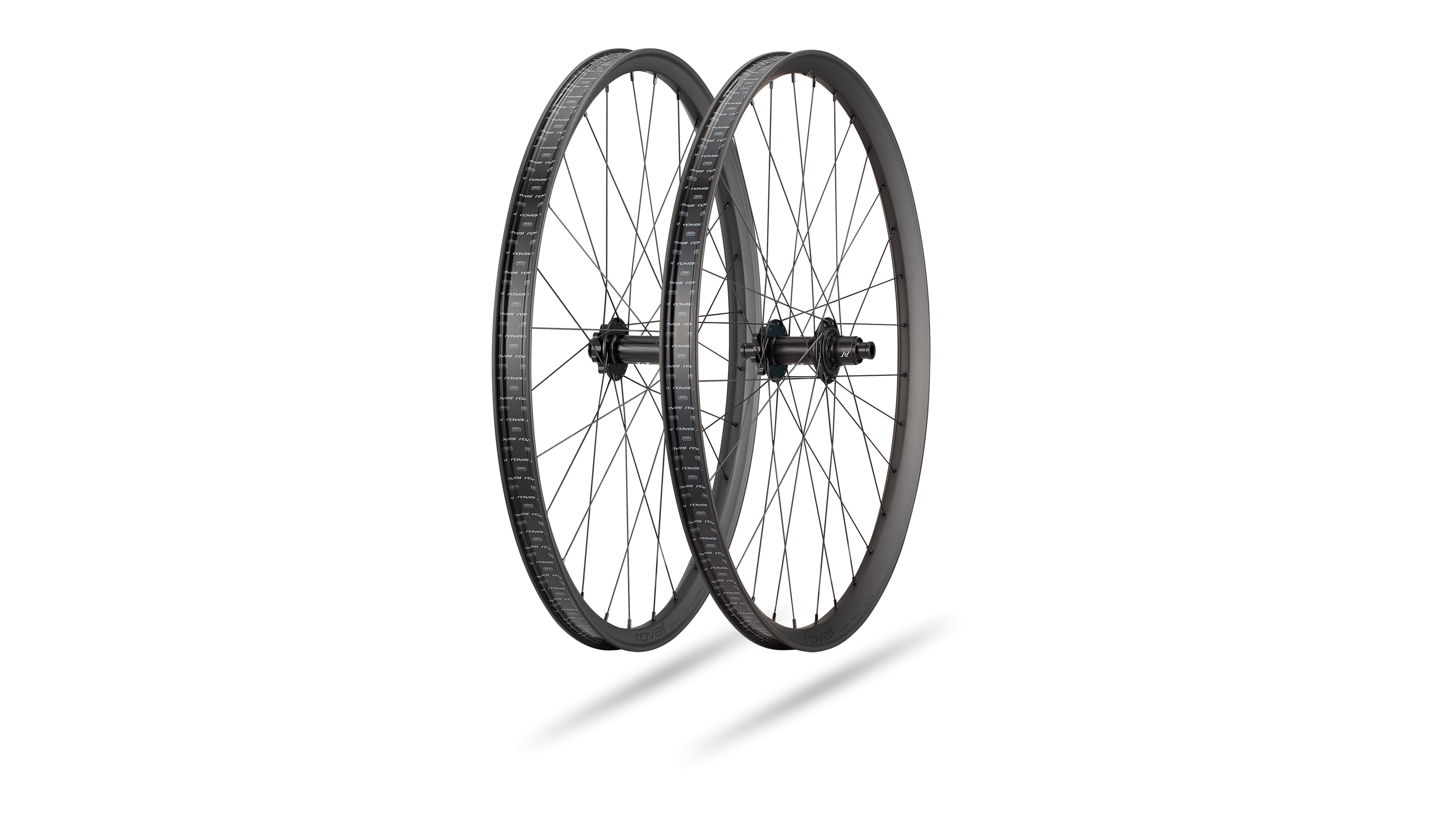 30124-950_WHL_TRAVERSE-HD-1-1-275-6B-REAR-XD-32H_HERO-PDP.png