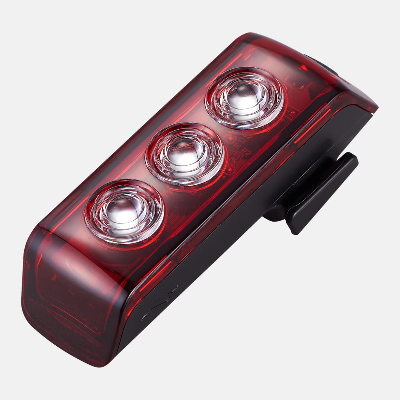 49120-250_LGHT_FLUX-250R-TAILLIGHT_HERO-SQUARE.jpg