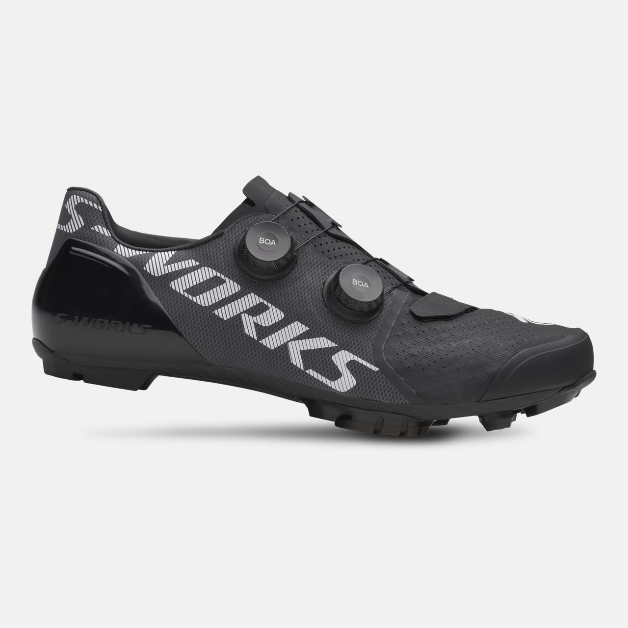 61119-004_SHOE_SW-7-XC-MTB_BLK_HERO-SQUARE.jpg
