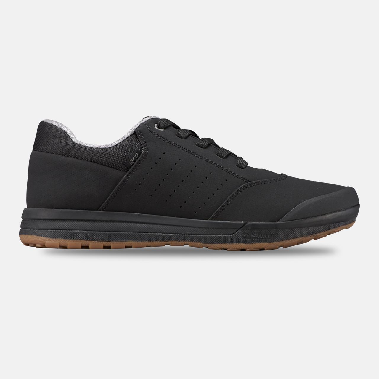 61621-204_SHOE_2FO-ROOST-CLIP-MTB-SHOE-BLK-GUM-44_HERO-SQUARE.jpg