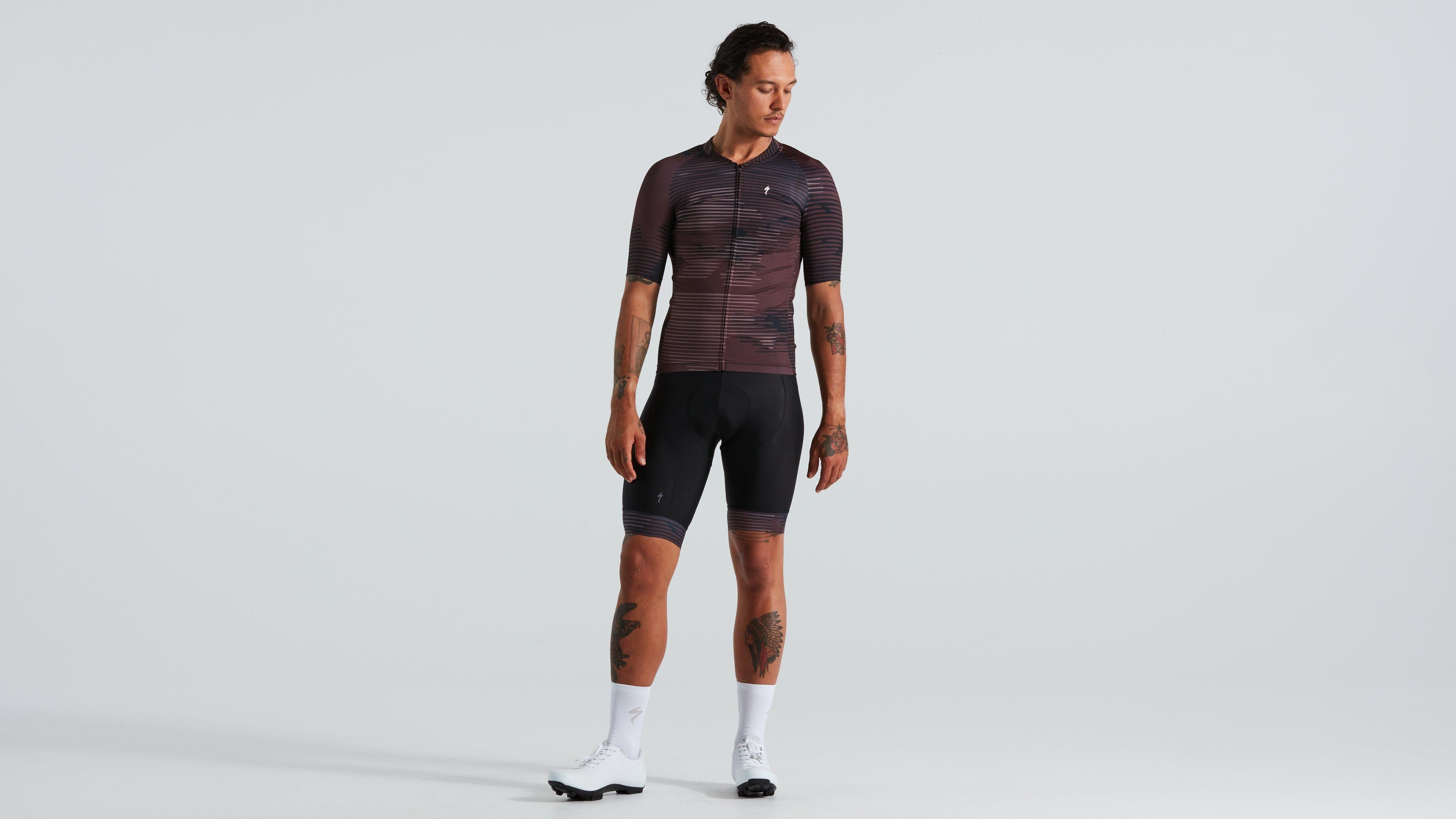 64022-582_APP_SL-BLUR-JERSEY-SS-MEN-SLT-M_HERO.jpg