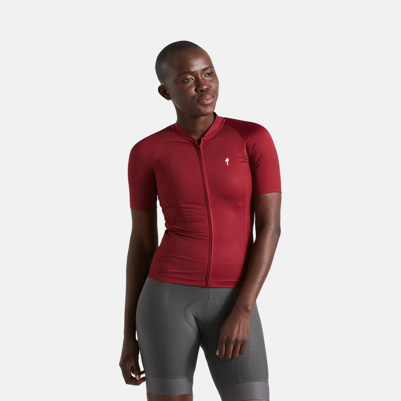 64022-641_APP_SL-SOLID-JERSEY-SS-WMN-MRN-M_PLP-HERO-SQUARE.jpg