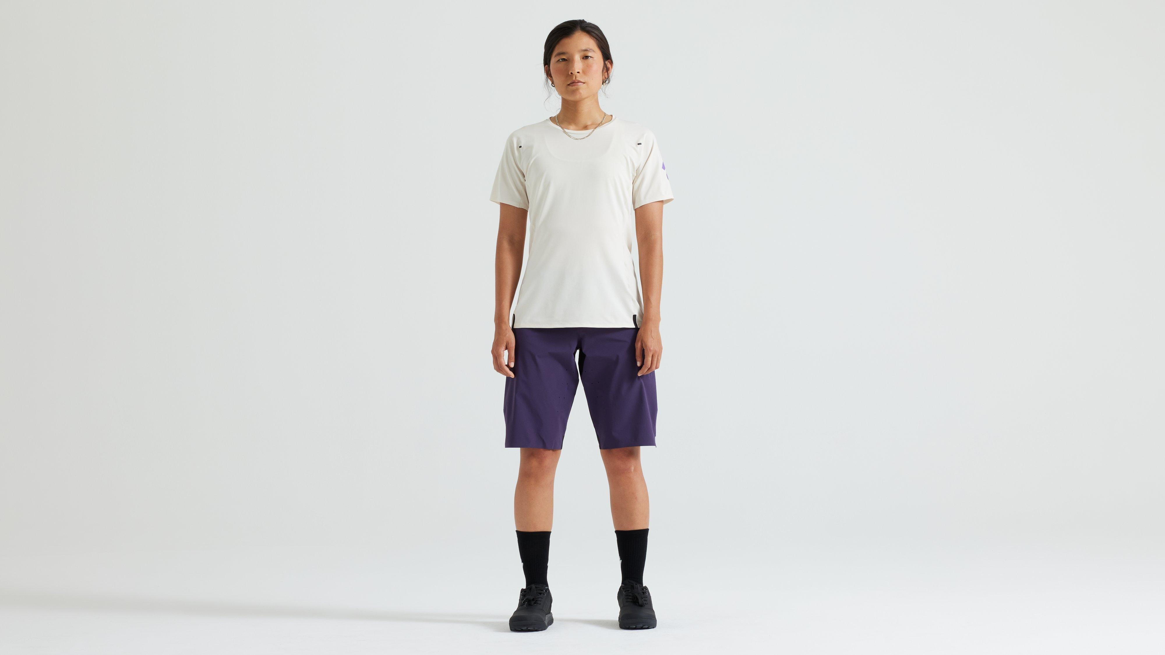 64023-010_APP_TRAIL-AIR-JERSEY-SS-WMN-BRCHWHT_HERO.jpg