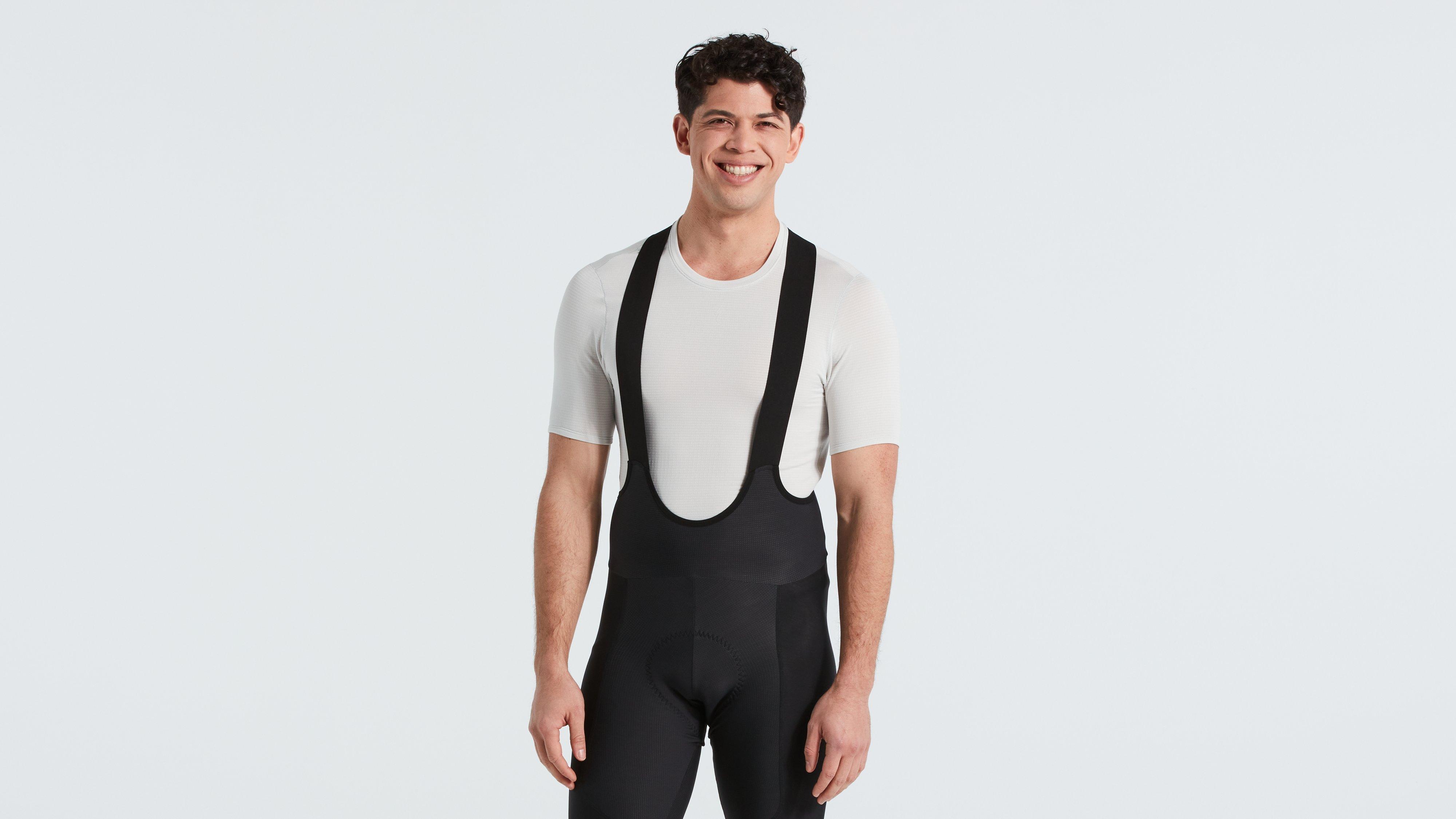 64122-100_APP_POWERGRID-BASELAYER-SS-MEN-DOVGRY-M_HERO.jpg