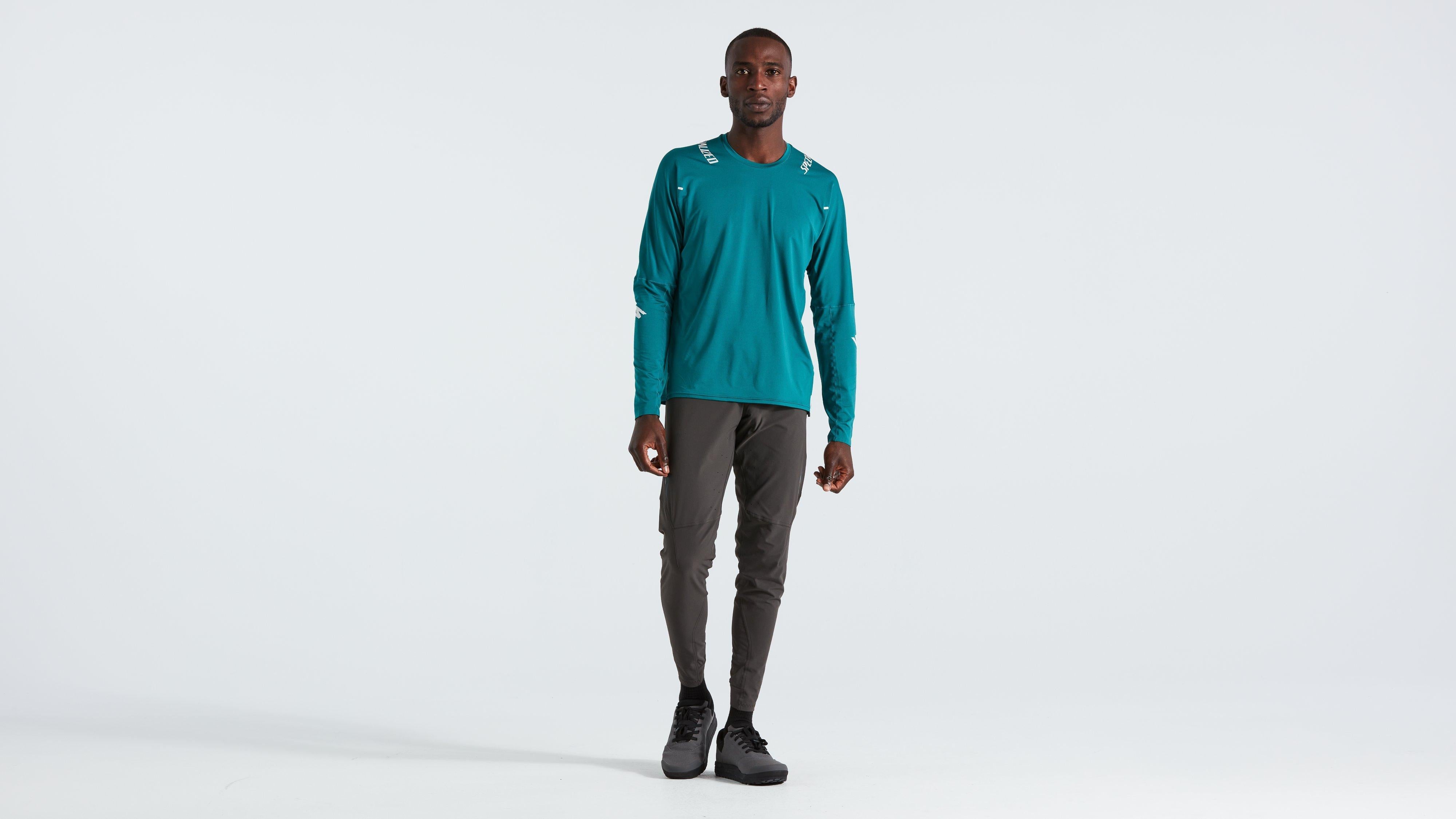 64122-300_APP_TRAIL-AIR-JERSEY-LS-MEN-TRPTL-M_HERO.jpg