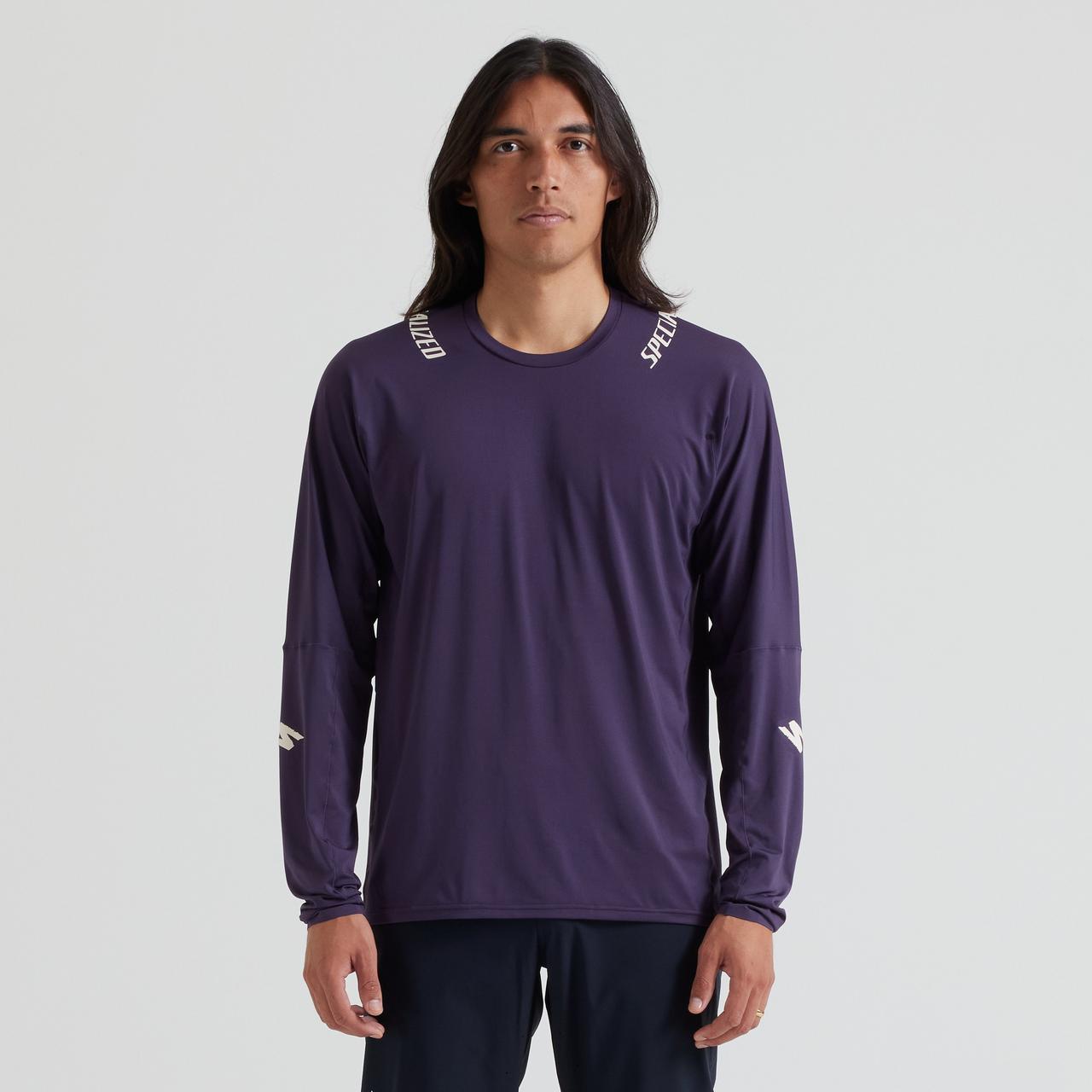 64123-300_APP_TRAIL-AIR-JERSEY-LS-MEN-DUSK_PLP-HERO-SQUARE.jpg
