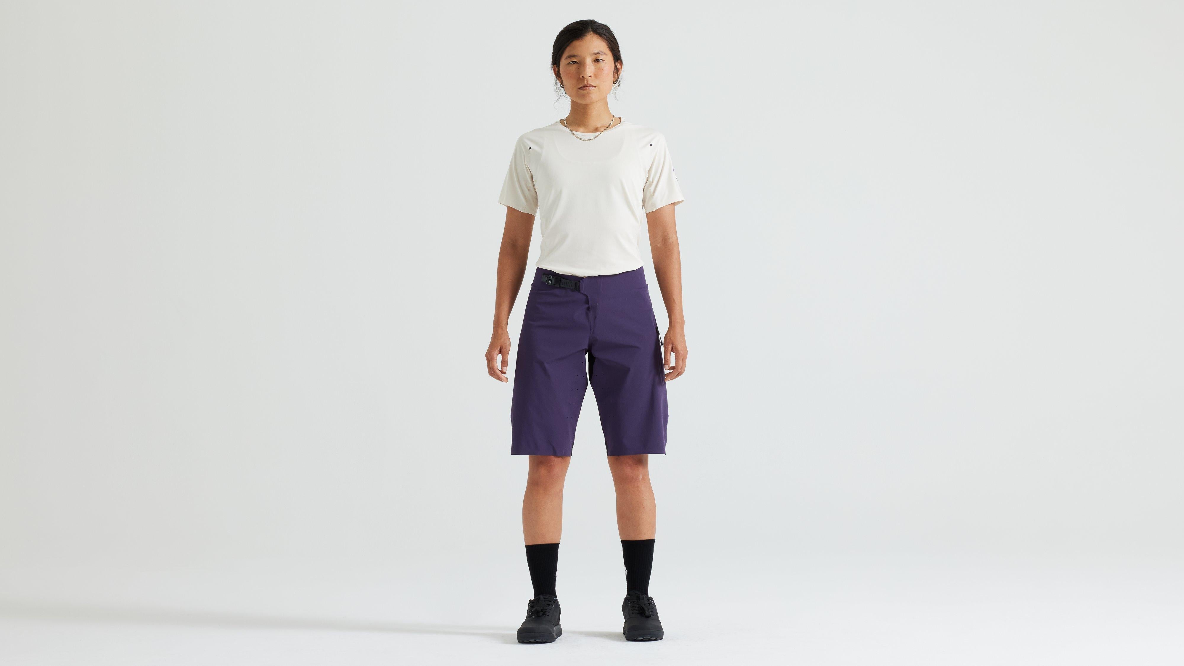 64223-370_APP_TRAIL-AIR-SHORT-WMN-DUSK_HERO.jpg