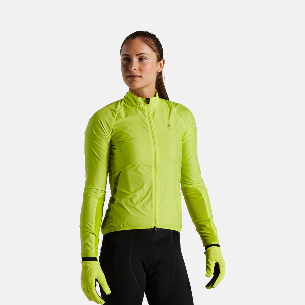 64421-720_APP_RACE-SERIES-WIND-JACKET-WMN-HYPERVIZ-S_PLP-HERO-SQUARE.jpg