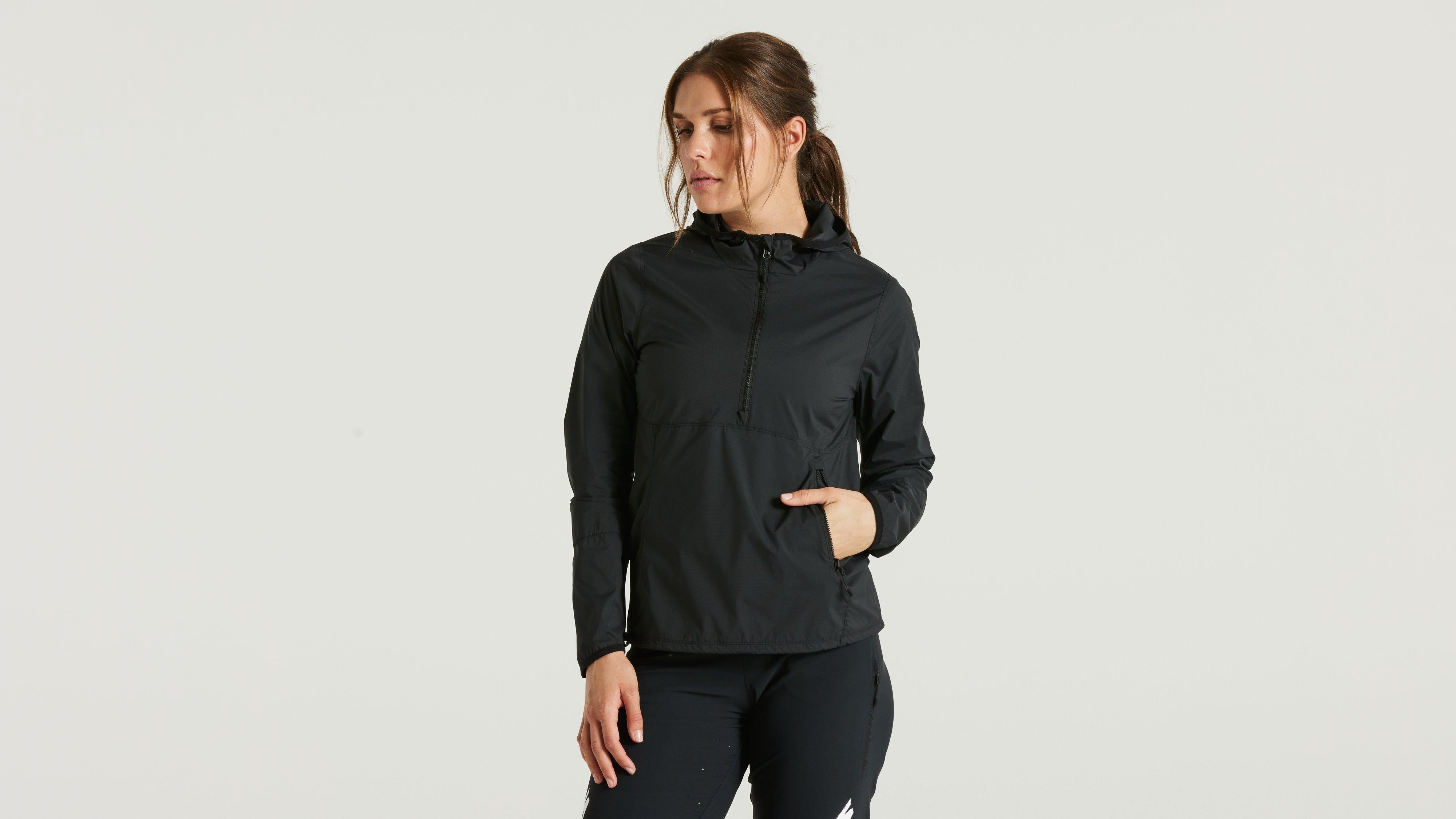 64421-862_APP_TRAIL-WIND-JACKET-WMN-BLK-S_FRONT.jpg