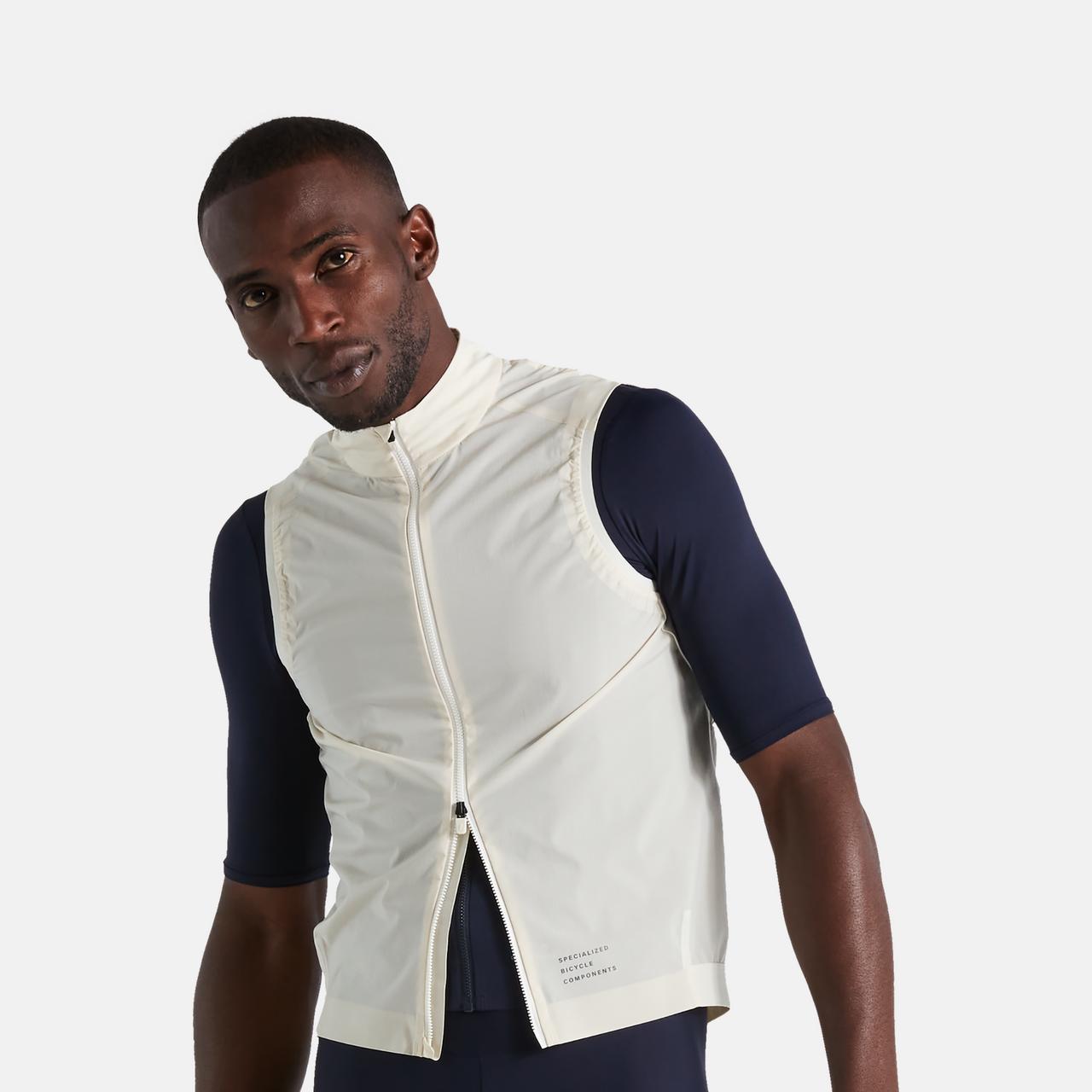 64422-021_APP_PRIME-WIND-VEST-MEN-BRCHWHT-M_PLP-HERO-SQUARE.jpg