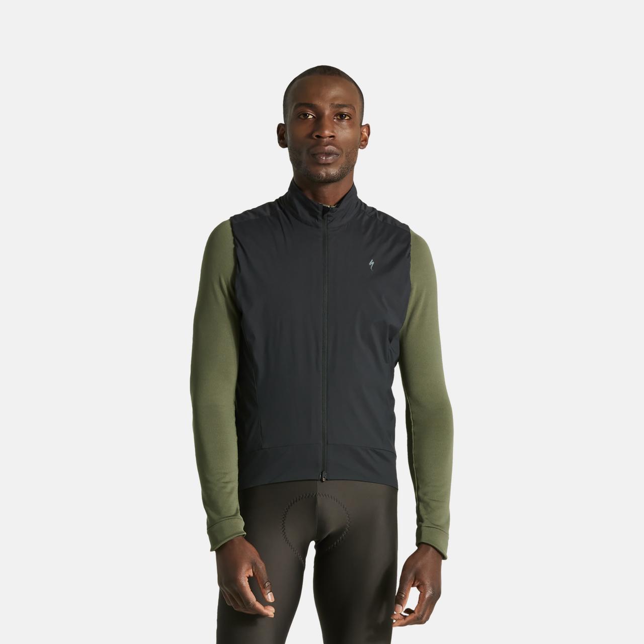 64423-000_APP_PRIME-ALPHA-VEST-MEN-BLK-SMK_PLP-HERO-SQUARE.jpg