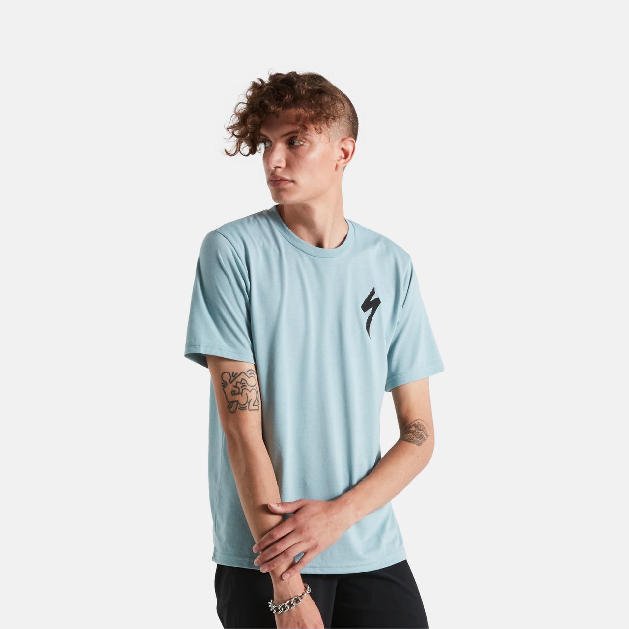 64622-020_APP_S-LOGO-TEE-SS-MEN-ARCTBLU-M_PLP-HERO-SQUARE.jpg