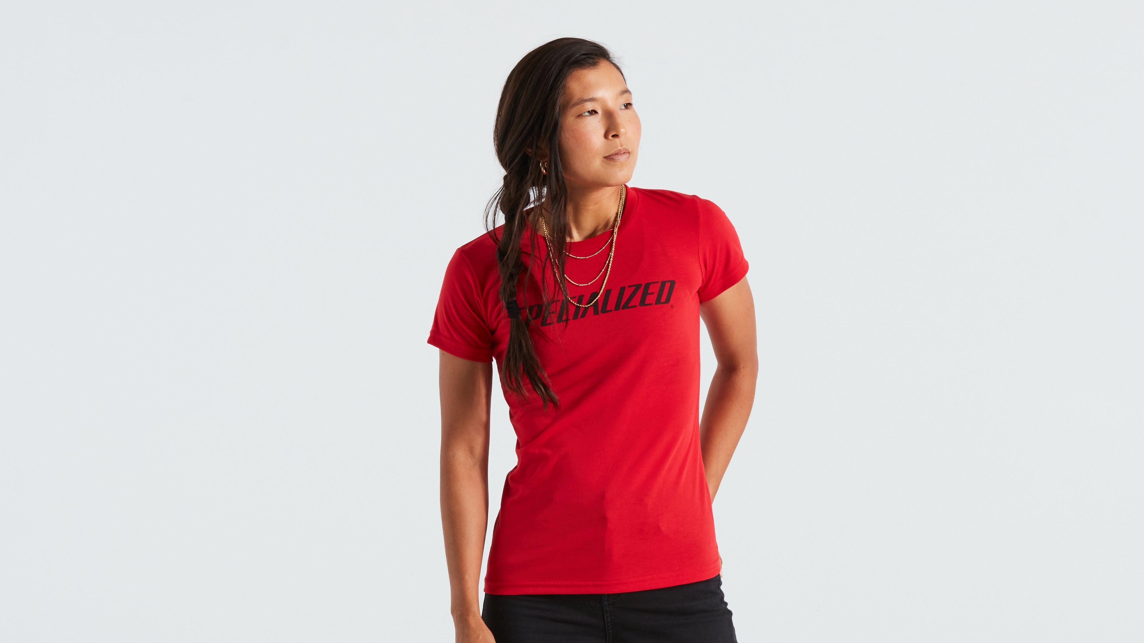 64622-374_APP_WORDMARK-TEE-SS-WMN-FLORED-M_HERO.jpg