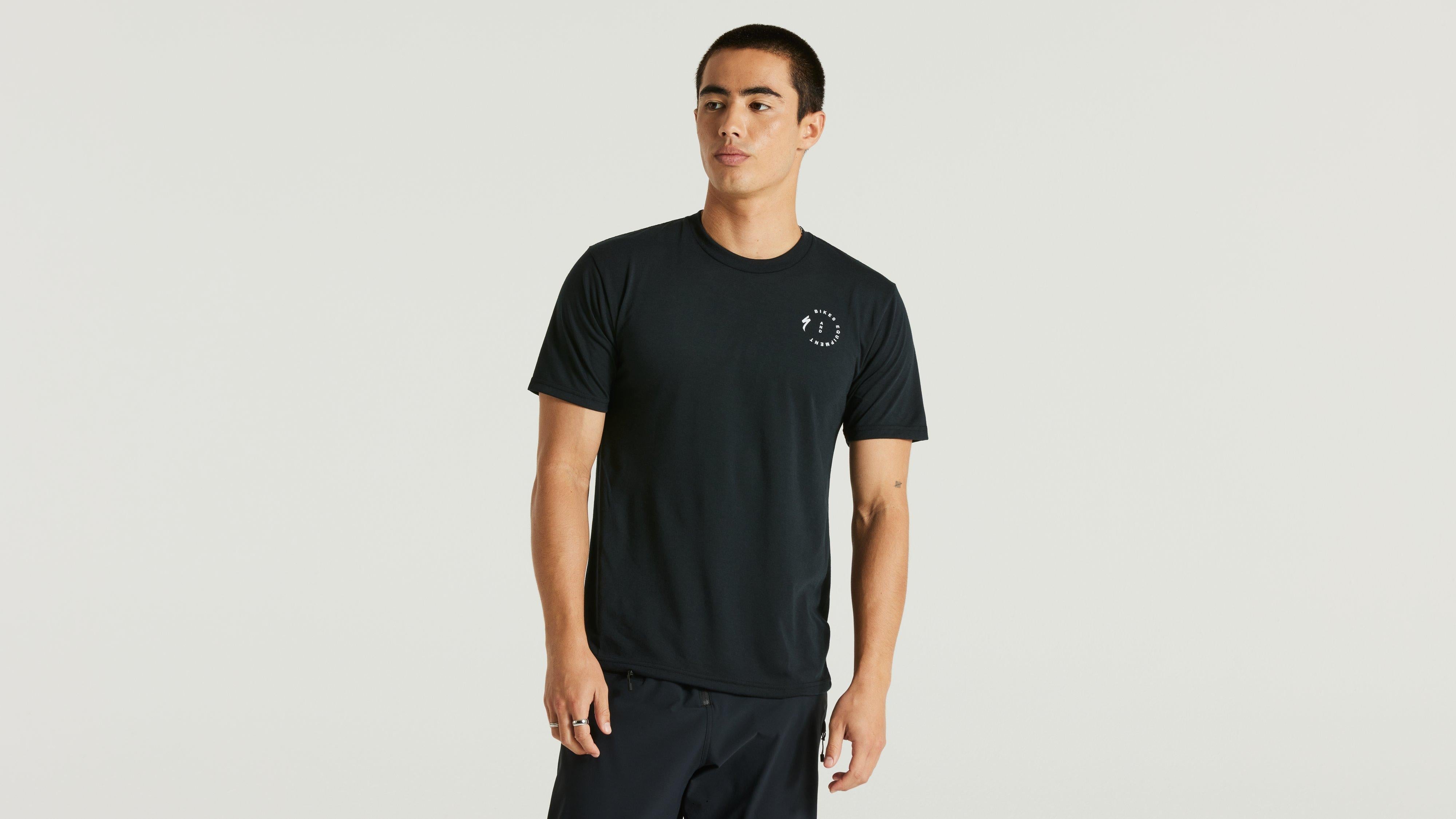 64622-450_APP_STOKE-SS-TEE-BLK-M_FRONT.jpg