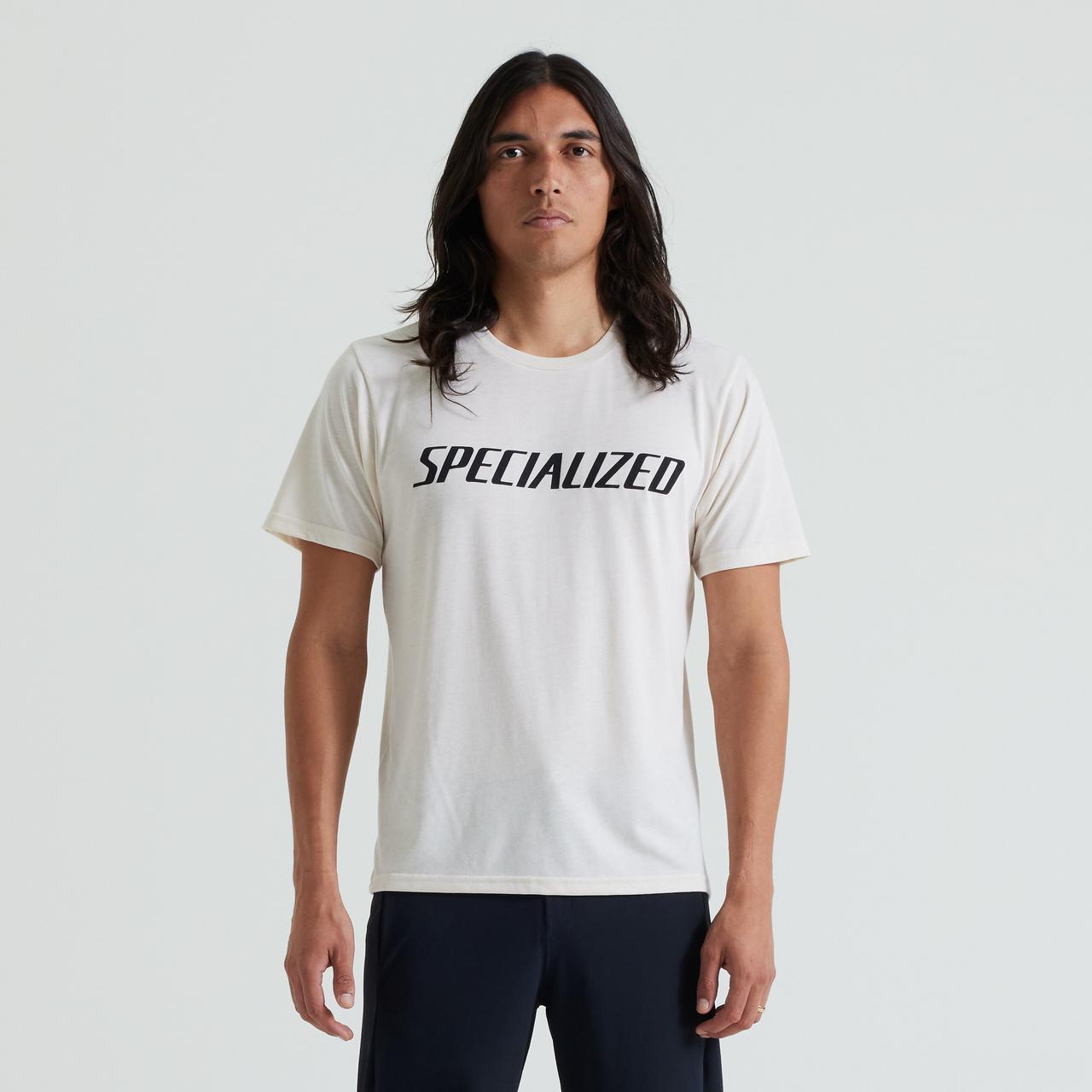 64623-360_APP_WORDMARK-TEE-SS-MEN-BRCHWHT_PLP-HERO-SQUARE.jpg