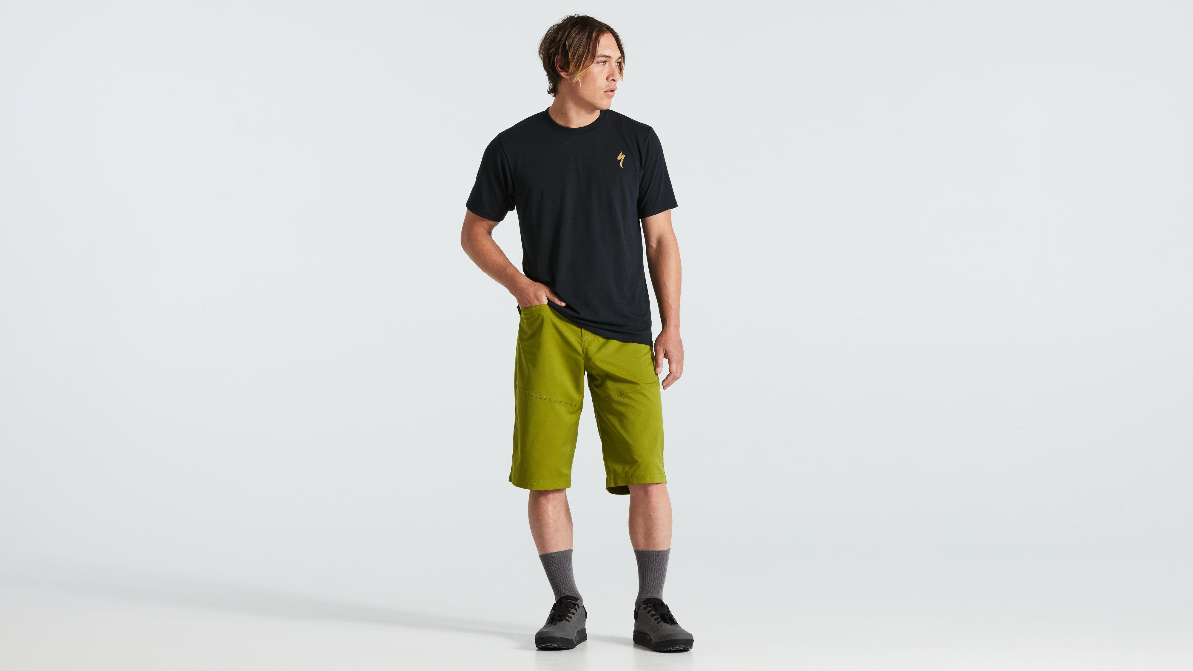 64623-480_APP_MAYHEM-TEE-SS-BLK_HERO.jpg