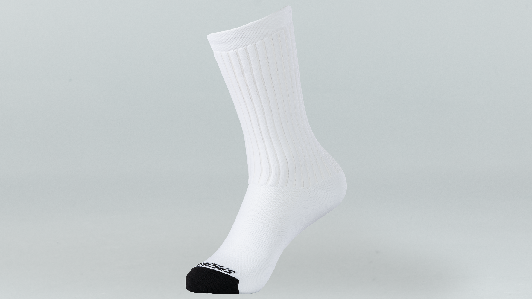 64720-221_APP_HYDROGEN-AERO-TALL-SOCK-WHT-S_HERO.png