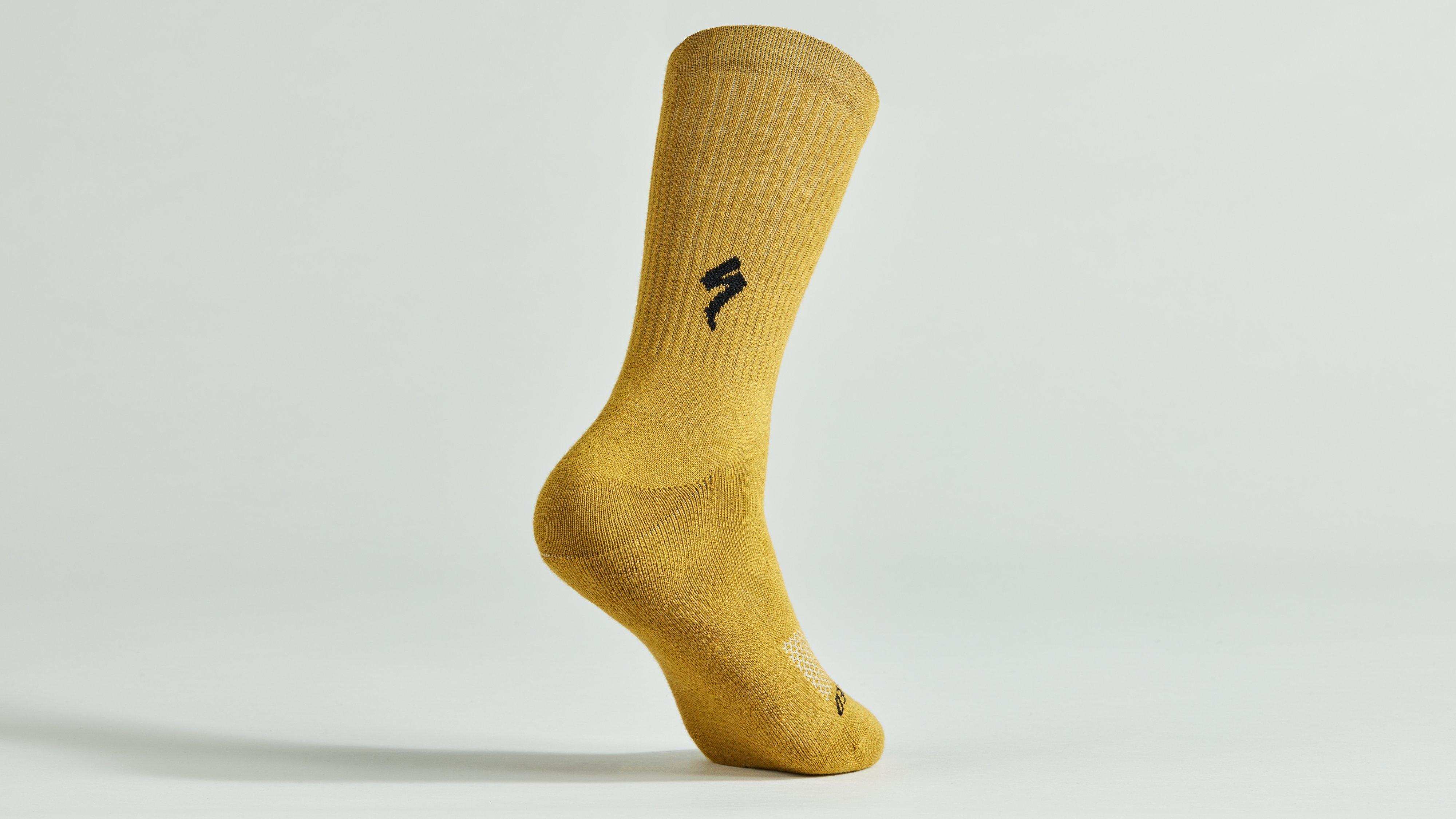 64723-311_APP_COTTON-TALL-SOCK-HRVGLD_HERO.jpg