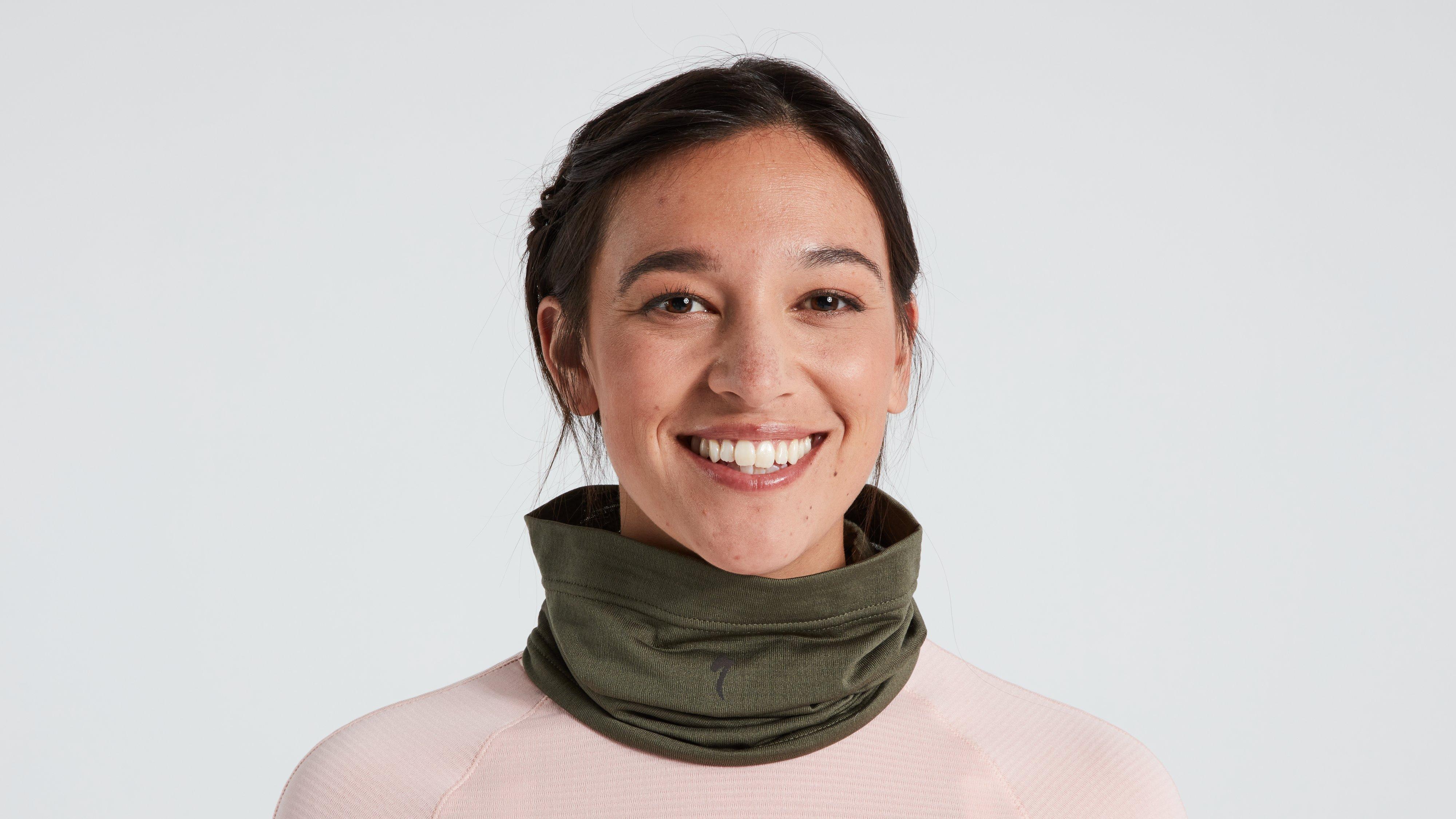 64822-551_APP_POWERGRID-NECK-GAITER-OAKGRN-OSFA_HERO.jpg