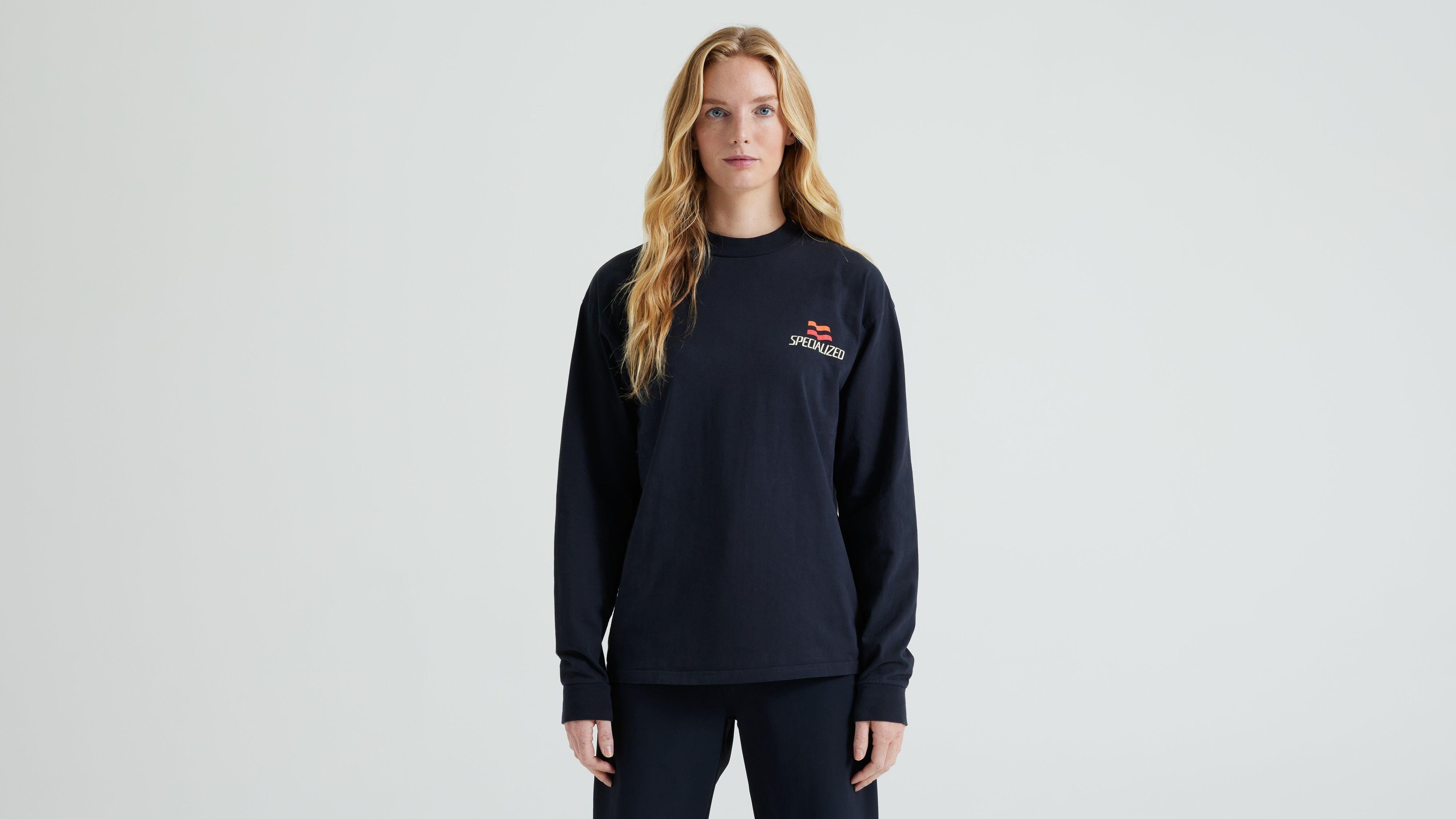 65123-072_APP_GRAPHIC-RELAXED-TEE-LS-BLK-HRTG-GRAPHIC_HERO.jpg