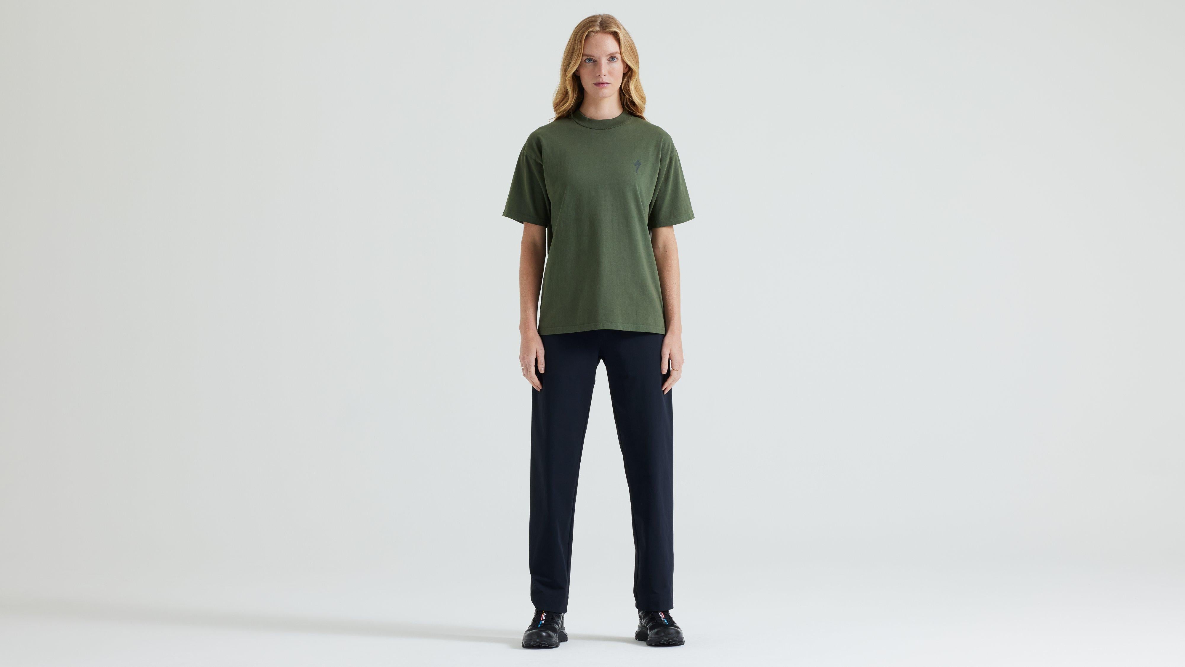 65123-112_APP_S-LOGO-RELAXED-TEE-SS-OAKGRN_HERO.jpg