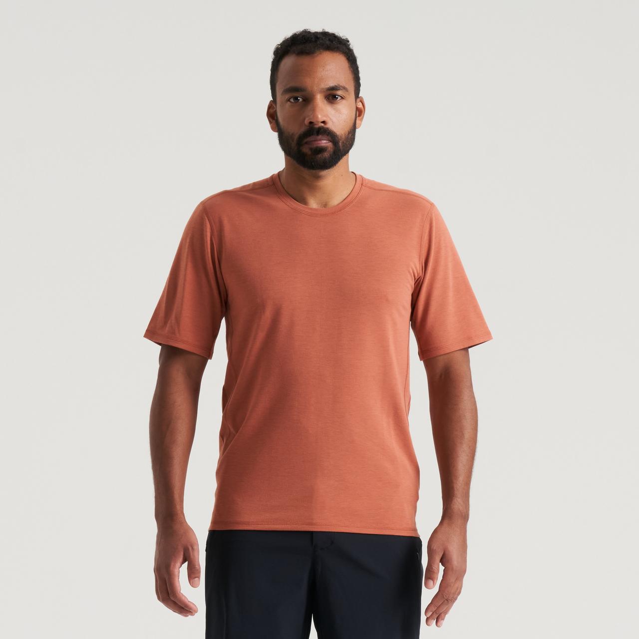 65125-26_APP_TRACTION-TEE-SS-MEN-COP_HERO-SQUARE.jpg