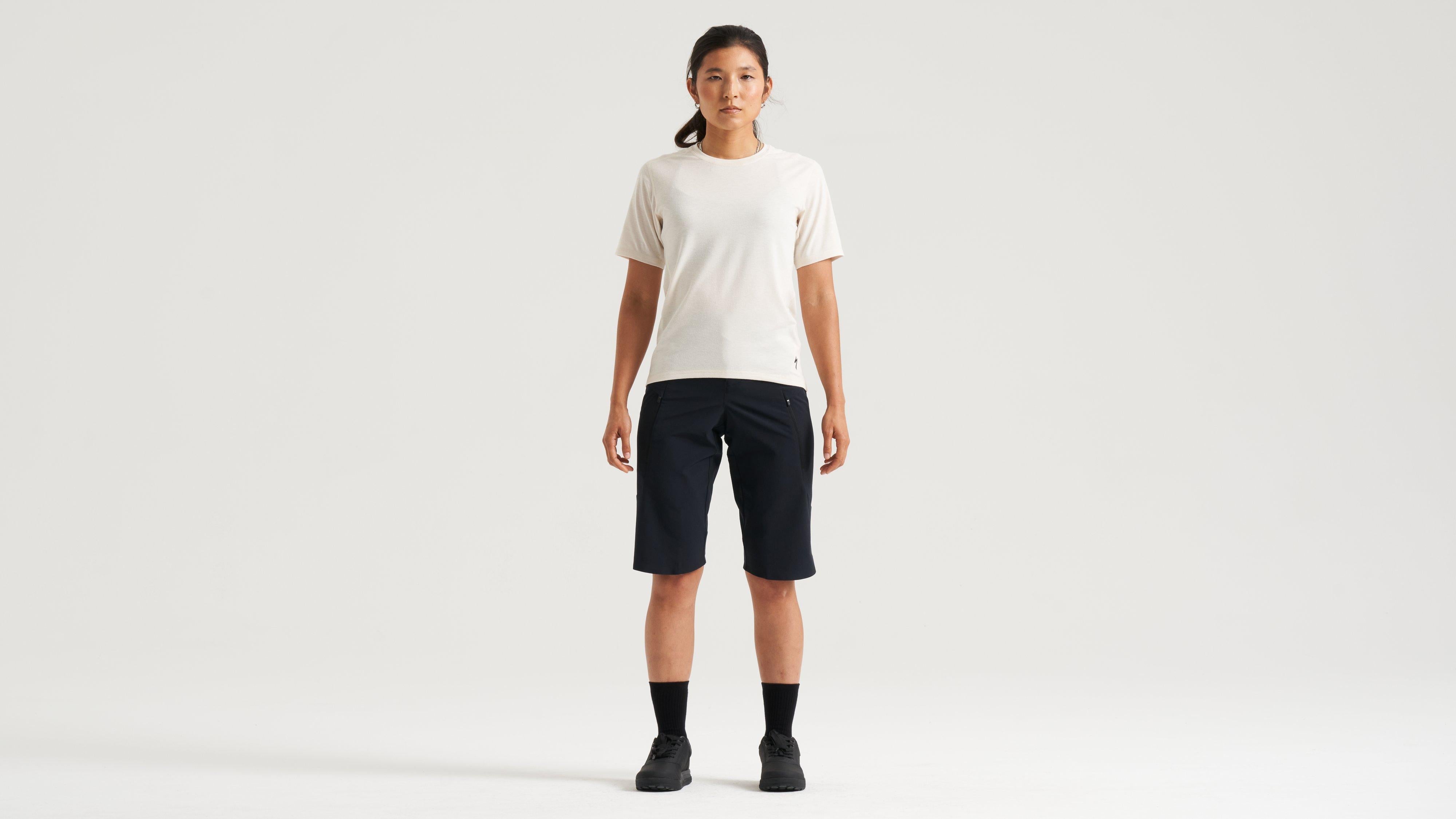 65125-27_APP_TRACTION-TEE-SS-WMN-BRCHWHT_HERO.jpg