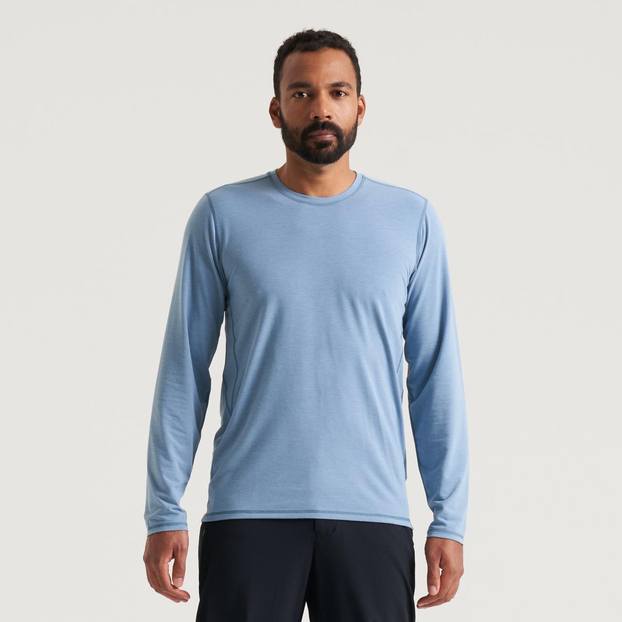 65125-28_APP_TRACTION-TEE-LS-MEN-GCL_HERO-SQUARE.jpg
