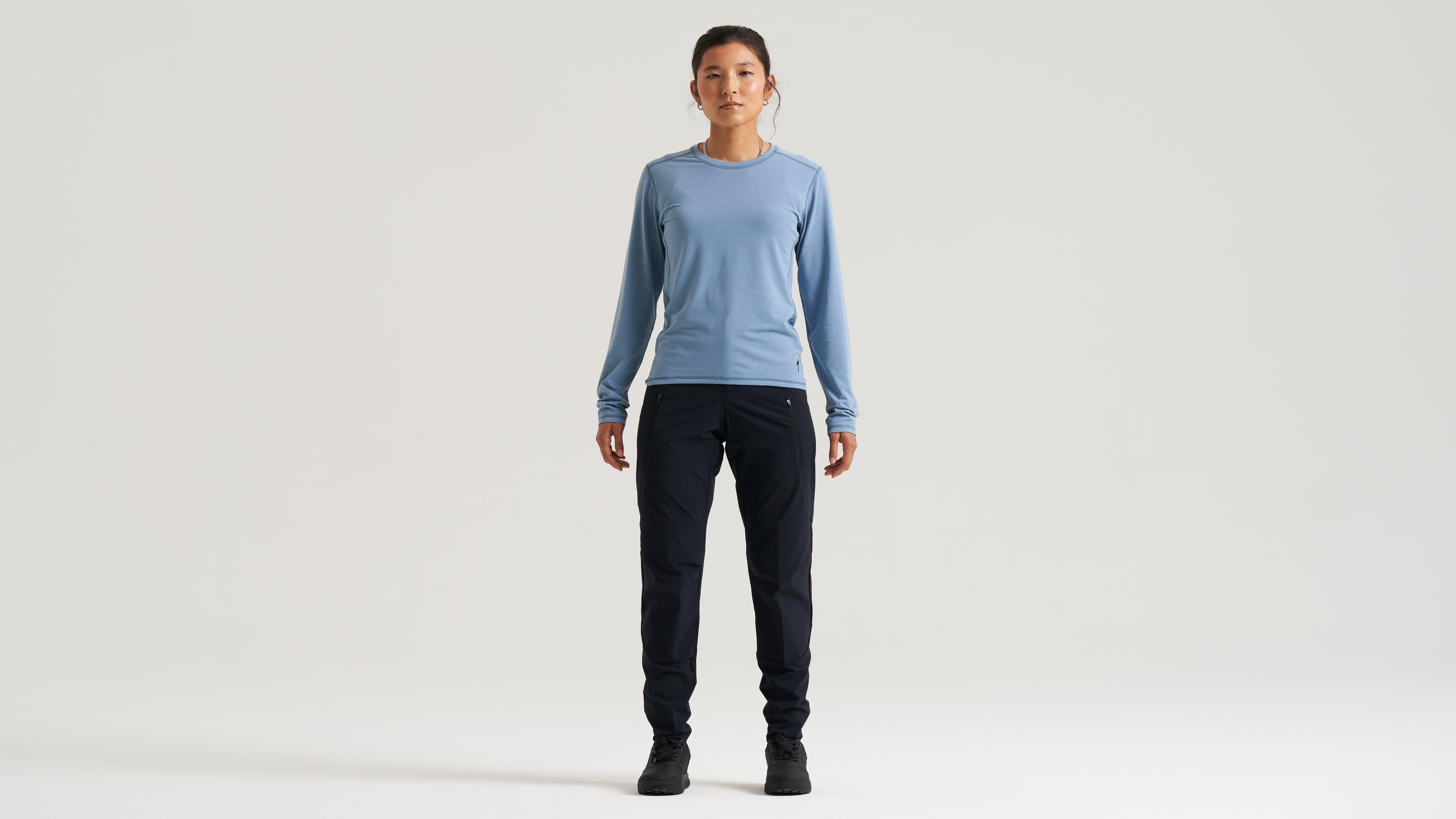 65125-29_APP_TRACTION-TEE-LS-WMN-GCL_HERO.jpg