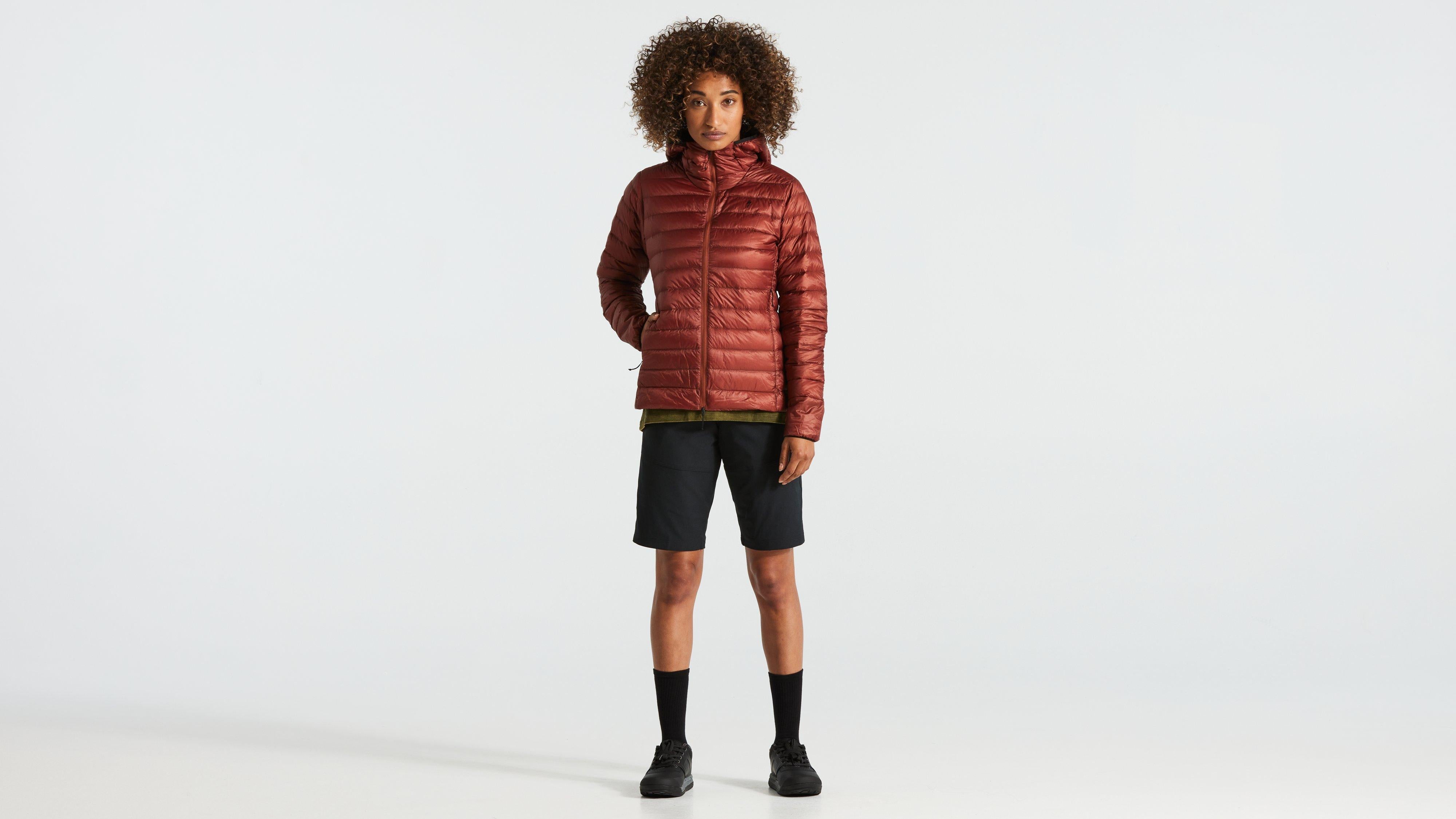 65423-032_APP_PACKABLE-DOWN-JACKET-WMN-RSTDRED_HERO.jpg