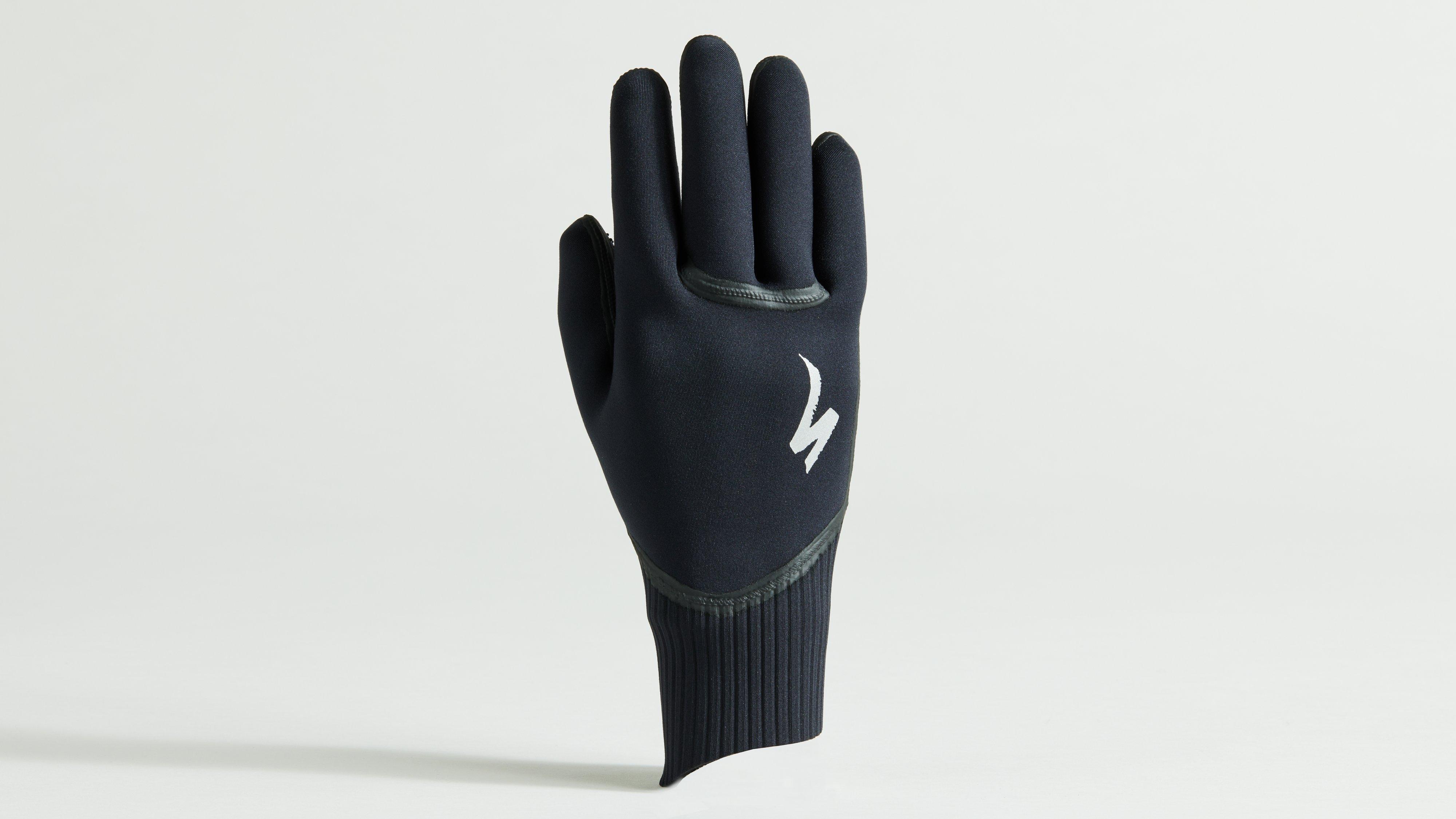 67223-450_APP_NEOPRENE-GLOVE-LF-BLK_HERO.jpg