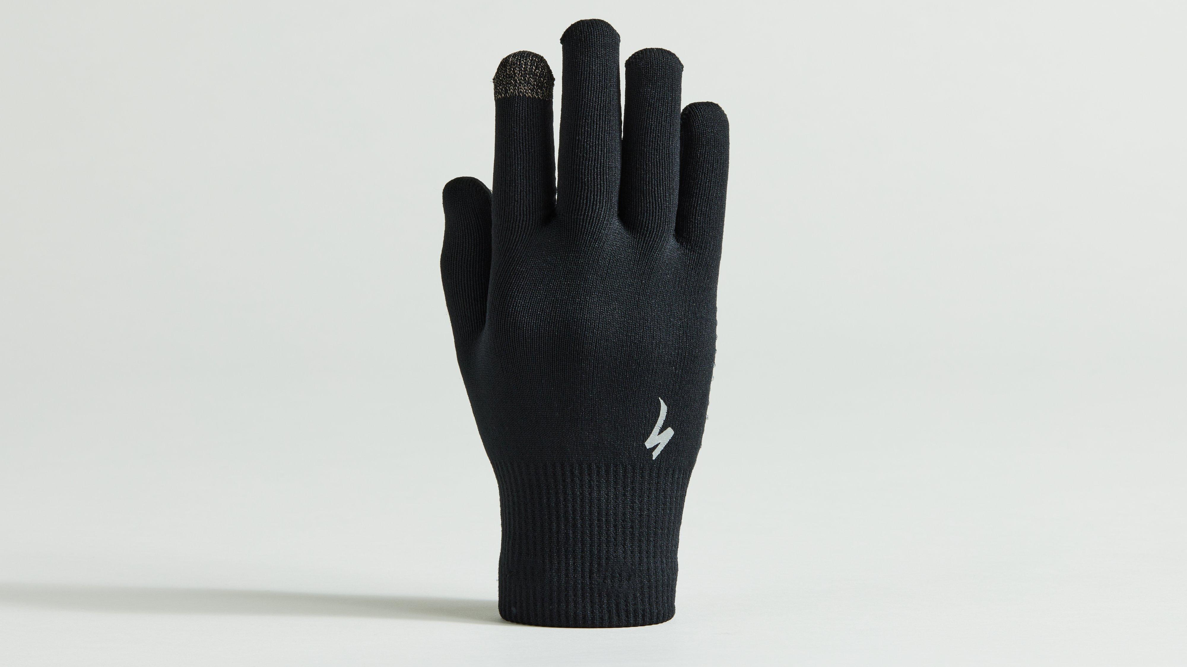 67223-490_APP_THERMAL-KNIT-GLOVE-LF-BLK_HERO.jpg