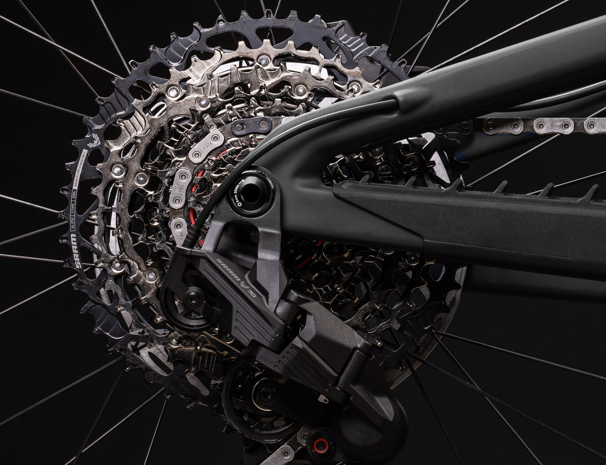 https://www.santacruzbicycles.com/cdn/shop/files/70_Deraileur.jpg?v=1743786470&width=1200
