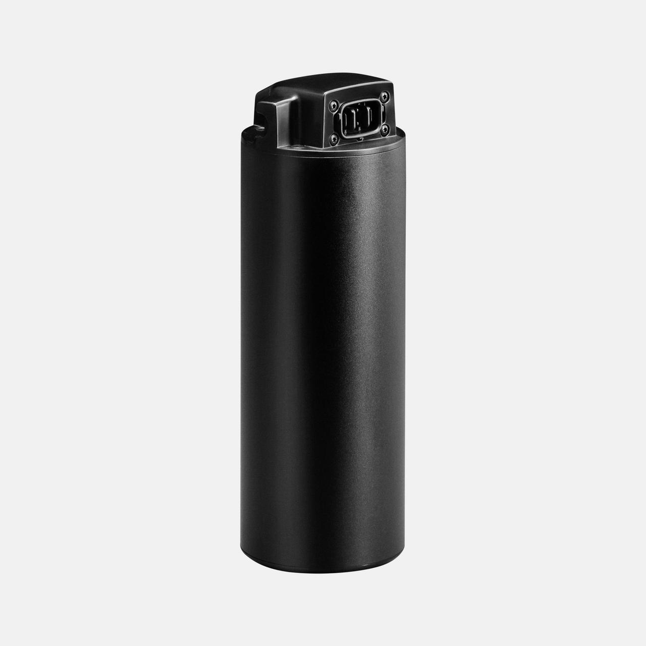 98924-568_LEVO_BATTERY-EXTENDER_1735_HERO-SQUARE.jpg