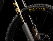https://www.santacruzbicycles.com/cdn/shop/files/BULLIT_FOX_Podium.png?v=1776784378&width=1200