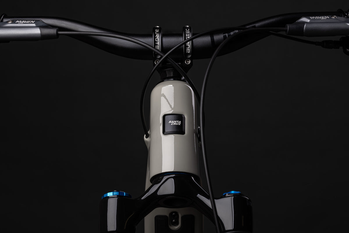 https://www.santacruzbicycles.com/cdn/shop/files/MY25_Vala_details_009.jpg?v=1736354398&width=1200