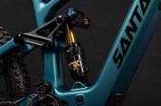 https://www.santacruzbicycles.com/cdn/shop/files/MY26_Bullit_details_007_02696c93-20ee-4cea-b53b-8bd4742dcb45.jpg?v=1743540820&width=1200