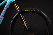 https://www.santacruzbicycles.com/cdn/shop/files/MY27_Nomad_Details_0029_e74d1273-66e7-41d9-941a-46647af4a98c.jpg?v=1775775511