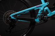 https://www.santacruzbicycles.com/cdn/shop/files/MY27_Nomad_Details_002_ee6ae674-f267-44e2-983b-403d230a8dcb.jpg?v=1775775511