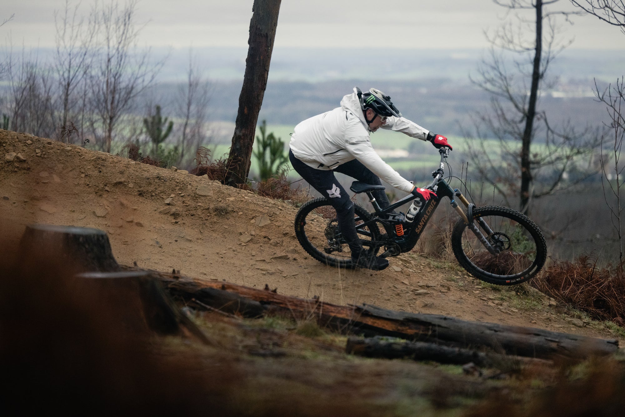 https://www.santacruzbicycles.com/cdn/shop/files/S_NEEDHAM_SCM_SCB_VALA_STEVE_PEAT_WEB_RES267.jpg?v=1772557681&width=2000