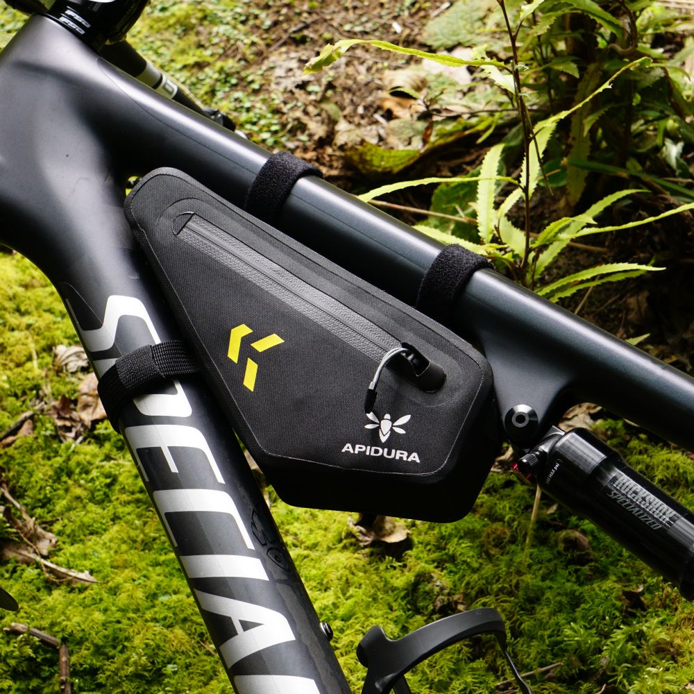 ["APIDURA - BACKCOUNTRY FRAME PACK 1L"]