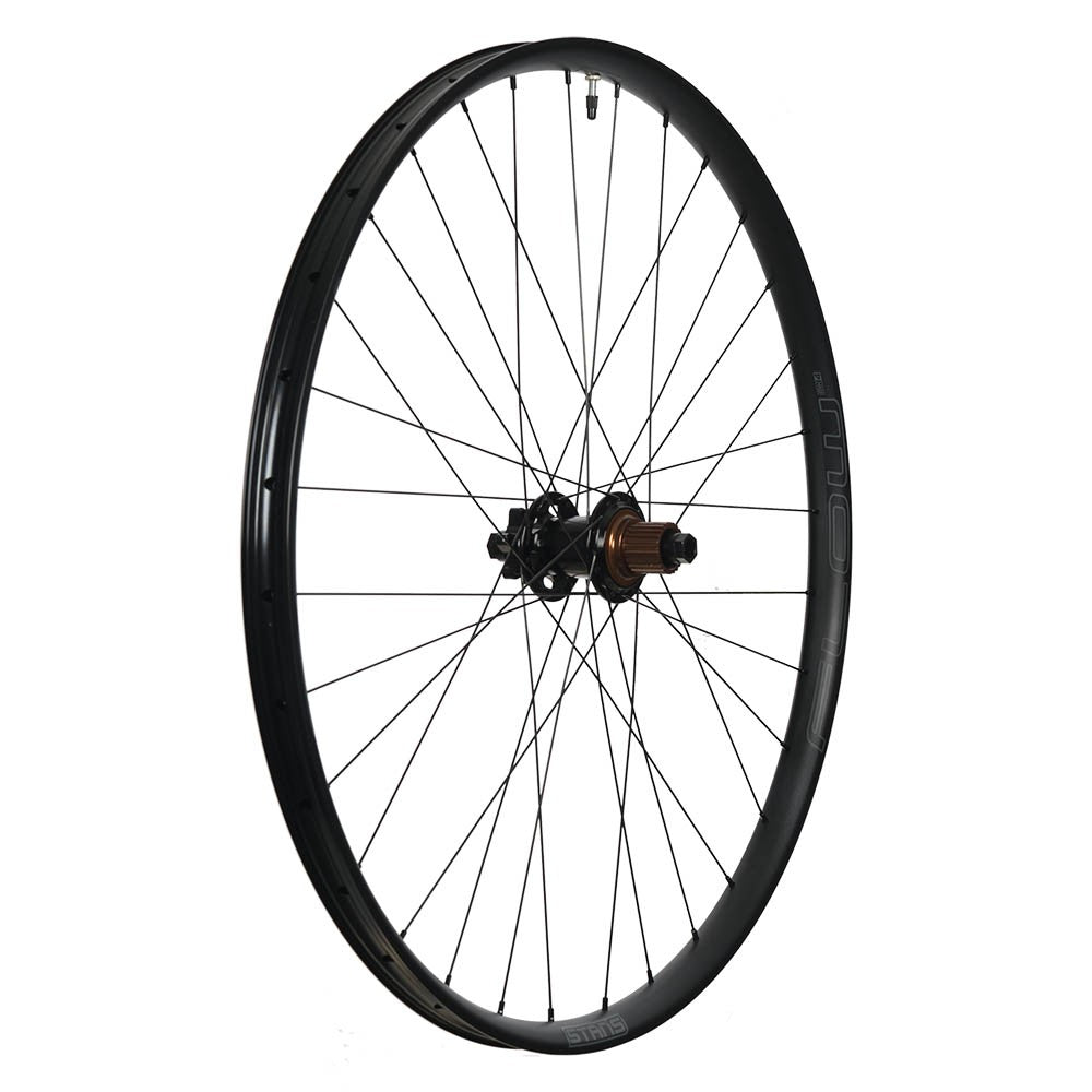 ["STAN'S NOTUBES - FLOW MK4 29\" WHEELSET - M-PULSE"]